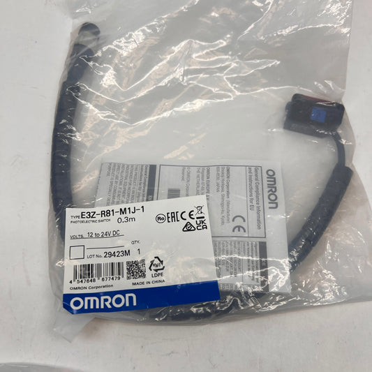 OMRON E3Z-R81-M1J-1 Photoelectric Switch 0.3M 12-24VDC New