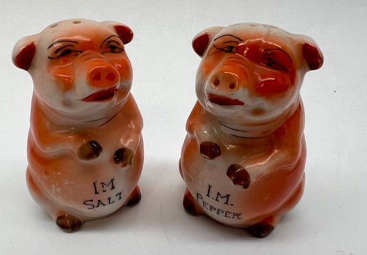 Rare Vintage PIGS Salt and Pepper Shakers Hand Painted JAPAN